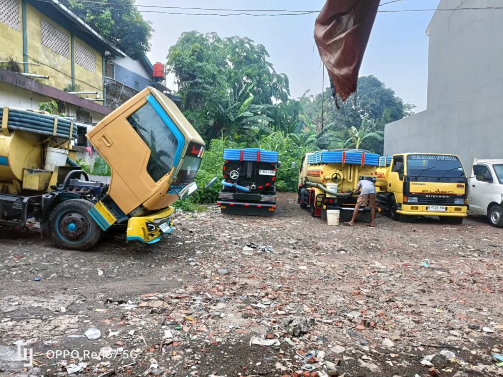Sedot WC Jakarta - Galung Tinja Service